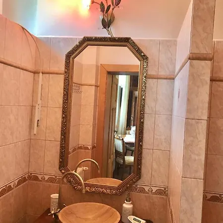 Quarto em Acomodações Particulares Remi *